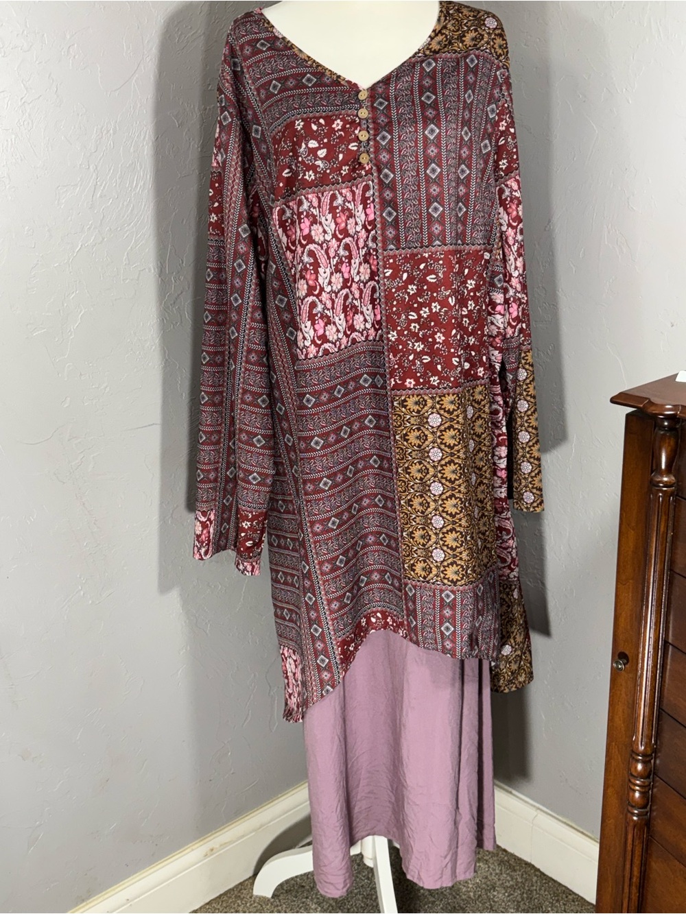 Patchwork Long Sleeve V-Neck Maxi Dress in Dusty Rose & Burgundy
